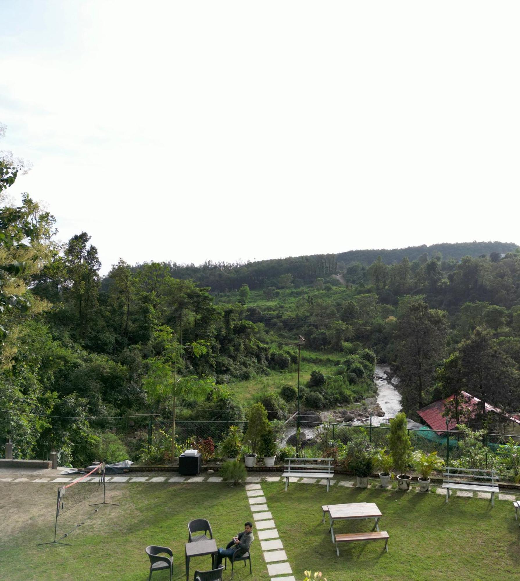 Saraiville- Luxury Riverside Cottages Dehradun Exterior foto